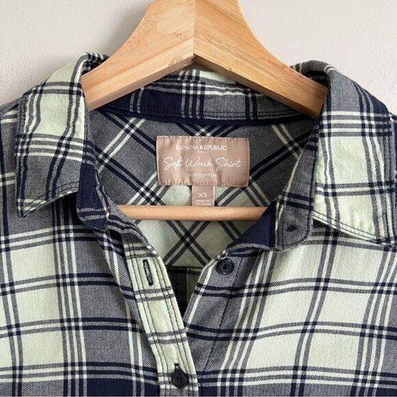 Banana Republic Soft Wash Shirt Plaid Button Down Sz XS - Picture 5 of 7